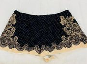 Commando Antique Lace Print Boxer Short Cream Black Size Large