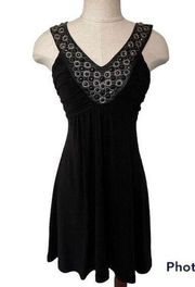 Soprano Black sleeveless dress with embellished V neck