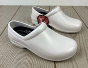 Easy Works by Easy Street Kris Women's Slip Resistant Work Clogs 7M White $40