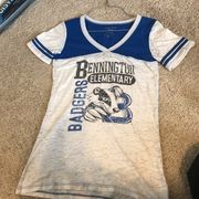 Bennington Elementary Vneck T-shirt women’s size medium