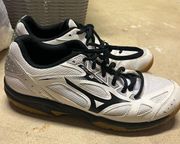 Women’s mizuno volleyball sneakers