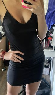black shapping dress!   Size M Spaghetti straps  10/10  Stretch material