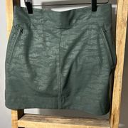 Orvis olive green skorts pockets on sides