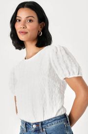Lulu’s Motivated by Style White Crinkle Puff Sleeve Bodysuit