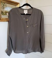 Line & Dot Olive Green 100% silk button up long sleeve blouse Small