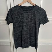 Lululemon  Swiftly Tech Breeze Short Sleeve