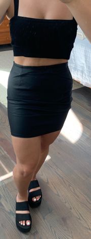 leather skirt