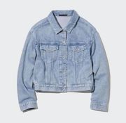 Uniqlo Size extra small medium wash jean jacket