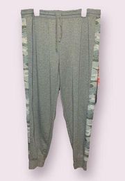 Splendid Army Green/Camo Joggers - size XL