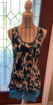 Simple  lightweight scoop neck aqua,tan,blue & black color dress size M