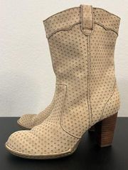 Born Genevieve Boot Beige Polka Dot Suede Western Short Pull On Women's 7.5