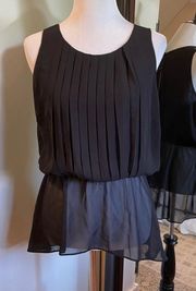 Small Black Sleeveless Top