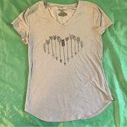 Women’s V-neck Arrow Heart Comfy Gray T-shirt Size M