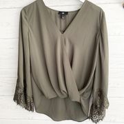 💕3 for $20 Olive V-neck Twist Front Lace Sleeve Blouse