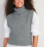 NWT  Sleeveless Cropped Cable Knit Turtleneck Sweater Gray Size Med.