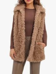 UGG Vest Sweater Size Extra Small Womens Tammie Faux Fur Buttoned NWT