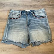 Driftwood Lulu Embroidered Raw Hem Jean Shorts - size 26