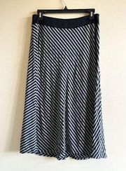 J Jill Wearever Skirt Womens Size XS Blac Gray Stripe Midi Stretch Rayon Spandex