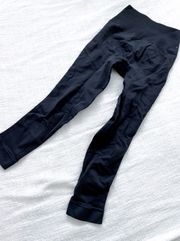 Lululemon Cropped Compression Leggings