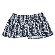 Cacique Swim Lane Bryant Palm Leaves Faux Wrap Lined Skirt Size 26 Black White