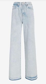 High Waisted Light Wash Baggy Jeans 