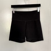 Aritzia TNA Black TnaButter Atmosphere Super Hi Rise 5" Biker Shorts M