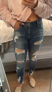 Destroyed Jeans