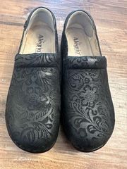 Alegria Keli Pro Emboss Paisley Clogs Women Size 41 US 9-9.5 Leather Upper Black