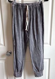 Caution to the Wind Washed Out Jegging Sweats Size S