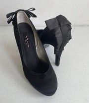 New Nina Black Satin Bow Heels Size 6M