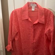 Ladies Drapers and Damon’s blouse petite medium