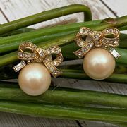 Vintage Nina Ricci Pearl Bow Clip On Gold tone Earrings