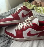 Red And White Mids 