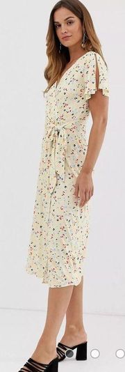 French Connection Roseau Meadow Floral-Print Faux-Wrap Dress in Lemon