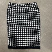 BCBGMAXAZRIA knit houndstooth pencil skirt