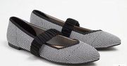 Torrid Pointed Toe Flat Mary Jane Slip On Knit Shoes 6.5WW Black White Stripe