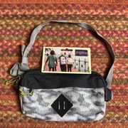 NWT JANSPORT CLOUD CAMO BELT BAG FANNY PACK