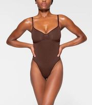 SKIMS Sculpting thong bodysuit in Cocoa NWOT size S
