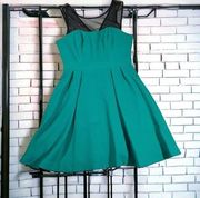 BCBGeneration Green Sleeveless Dress‎ Side/Back Cut Out Sweetheart Neckline Sz 2