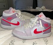 Nike  1 Mid