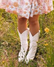 JEFFREY CAMPBELL White Dagget Western Boots 9