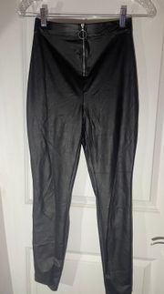 Wild n Fabble Faux Leather pants.  Size XS Zipper works 