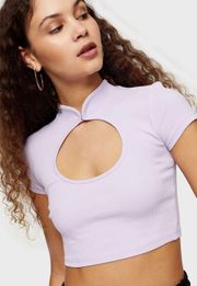 Key Hole Crop Top