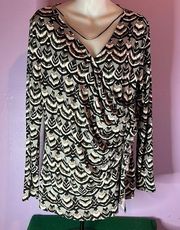 ATTENTION Long Sleeve Ruffle Front Black/White Pullover Blouse Size Large