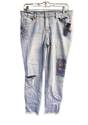 Signature studio ￼ distressed, jeans Sz 10 NWT