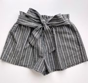 Front Paper Bag Tie Grey & White Striped Shorts | Medium