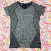 ZELLA GREY ATHLETIC WORKOUT SHORT SLEEVE SHIRT