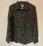 Merona Women’s Brown Green Camouflage Button Up Long Sleeve Blouse Size Large