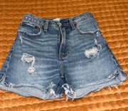 Abercrombie & Fitch High Waist 4’ Shorts