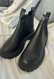 Black Chelsea Boots 
